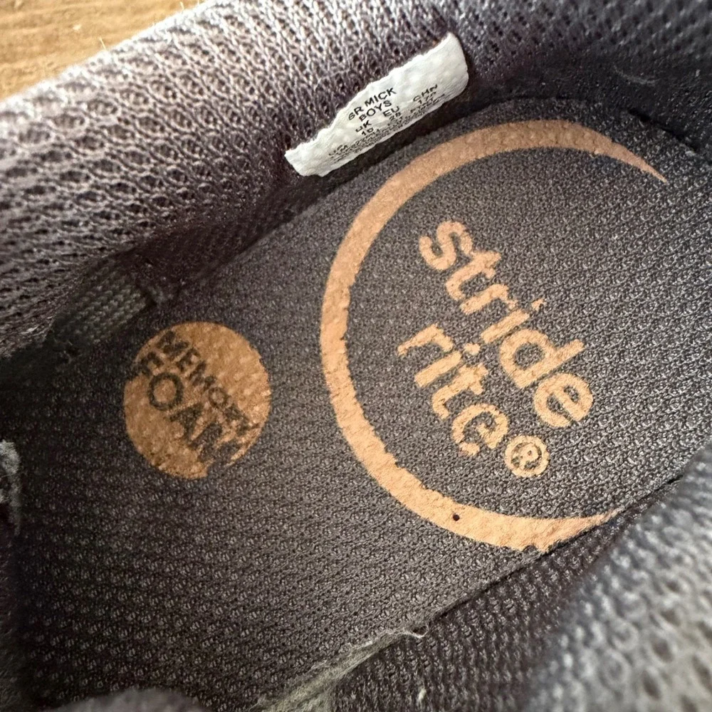 Stride‎ Rite Mick Boys Grey Brown Mesh Memory Foam Sneakers Size 11M CB022601
